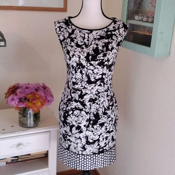 Ann Taylor Sheath Dress - Picture 1 of 8